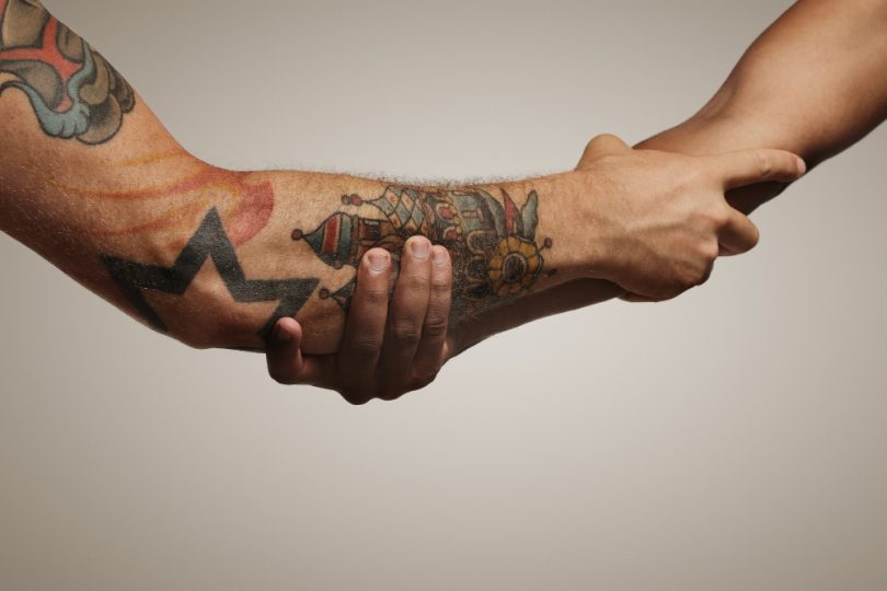 forearm handshake